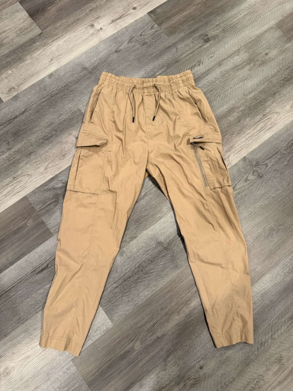 Nike Men's Lightweight Cargo Jogger Pants - Tan